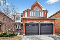 17 CHESTER CRESCENT Halton Hills, ON L7G 5W5