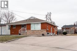 8 SALMOND Court Unit# Lower Hamilton, ON L8T 2J7