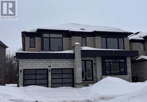 30 ROSANNE CIRCLE  Wasaga Beach, ON L9Z 0N3