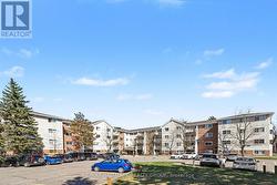 312 - 280 BRITTANY DRIVE  Ottawa, ON K1K 4M4