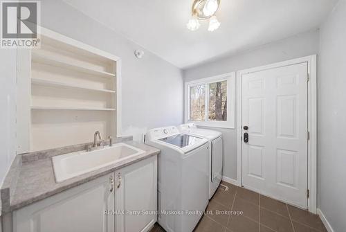 28 Black Road, Seguin, ON - Indoor Photo Showing Laundry Room