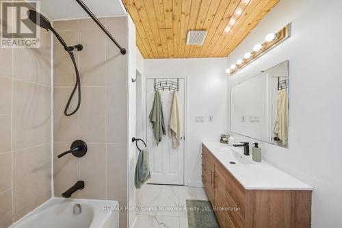 28 Black Road, Seguin, ON - Indoor