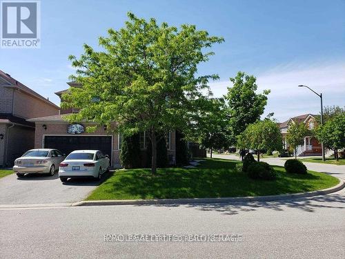 5890 Tampico Way, Mississauga, ON - Outdoor