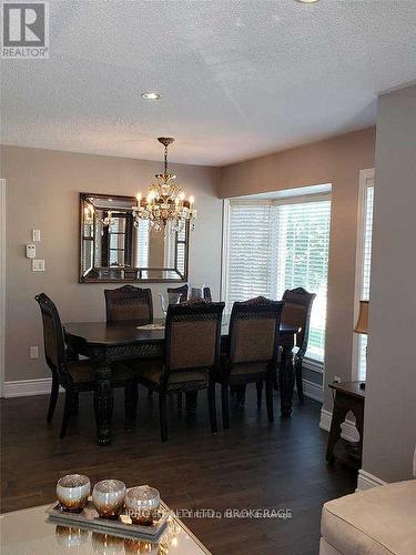 5890 Tampico Way, Mississauga, ON - Indoor Photo Showing Dining Room