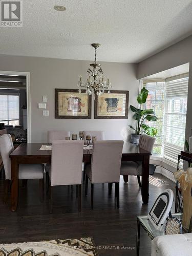 5890 Tampico Way, Mississauga, ON - Indoor Photo Showing Dining Room