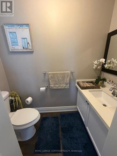 5890 Tampico Way, Mississauga, ON - Indoor Photo Showing Bathroom
