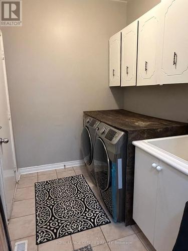 5890 Tampico Way, Mississauga, ON - Indoor Photo Showing Laundry Room
