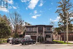 LOWER - 77 THOMAS STREET Mississauga, ON L5M 1Y6