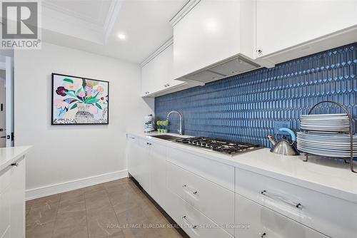 1501 - 2060 Lakeshore Road, Burlington, ON - Indoor Photo Showing Kitchen