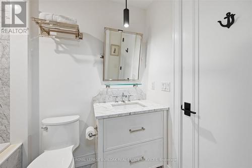 1501 - 2060 Lakeshore Road, Burlington, ON - Indoor Photo Showing Bathroom