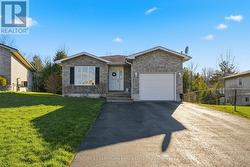 167 NICHOLAS STREET Quinte West (Murray Ward), ON K8V 6E8