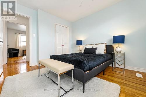 3726 Holden Crescent, Mississauga, ON - Indoor Photo Showing Bedroom
