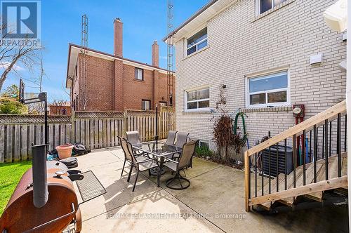 3726 Holden Crescent, Mississauga, ON - Outdoor With Exterior
