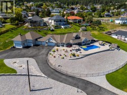6130 Lipsett Avenue Peachland, BC V0H 1X7
