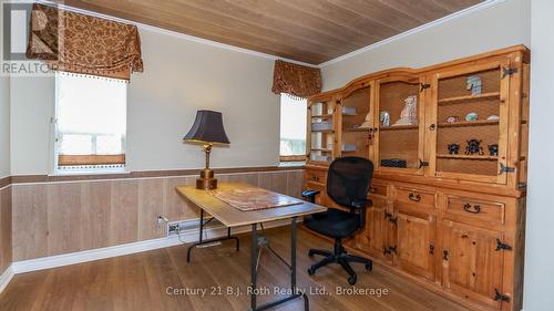 20 Grant Avenue, Tiny, ON - Indoor Photo Showing Office