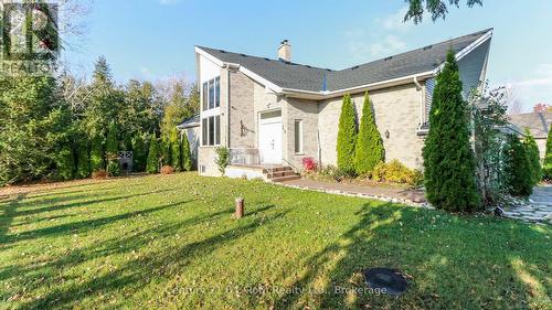 20 Grant Avenue, Tiny, ON - Outdoor