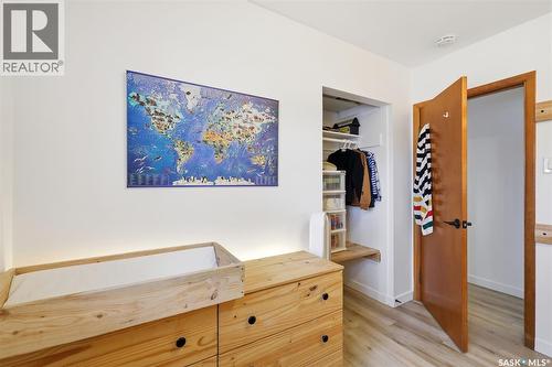 305 Montreal Avenue N, Saskatoon, SK - Indoor Photo Showing Other Room