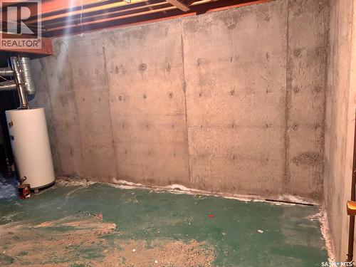 5 Malcolm Place, Saskatoon, SK - Indoor Photo Showing Basement