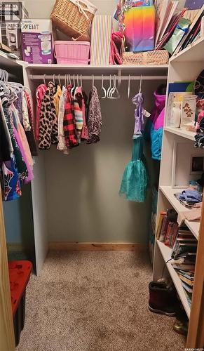105 Francis Street, Francis, SK - Indoor With Storage