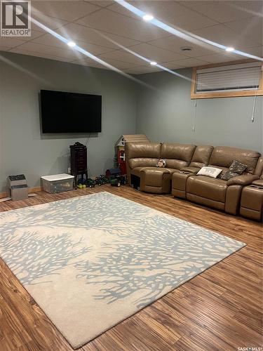 105 Francis Street, Francis, SK - Indoor