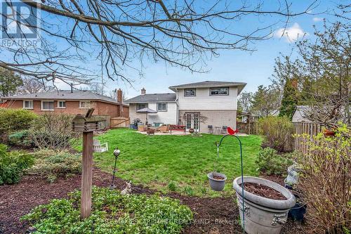 210 Columbia Drive, Hamilton, ON - Outdoor