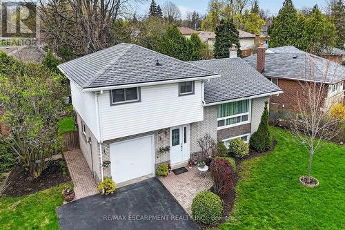 210 Columbia Drive, Hamilton, ON - Outdoor