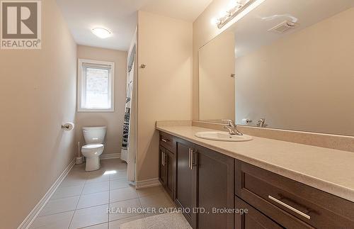 60 Morrison Drive, Hamilton, ON - Indoor Photo Showing Bathroom