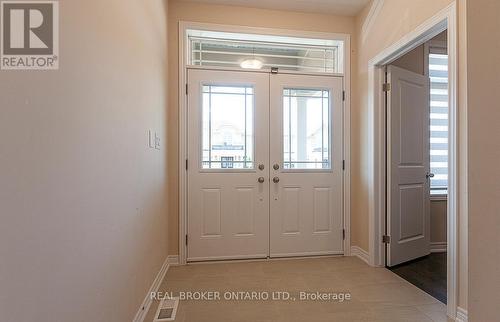 60 Morrison Drive, Hamilton, ON - Indoor Photo Showing Other Room