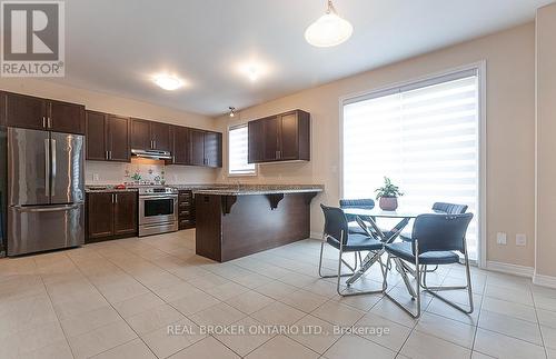 60 Morrison Drive, Hamilton, ON - Indoor Photo Showing Kitchen