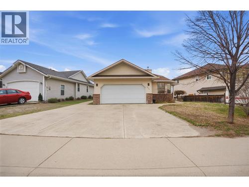 832 Regent Crescent  Kamloops, BC V1S 1X1