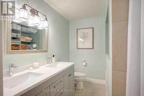 19 Linton Place, Kitchener, ON 