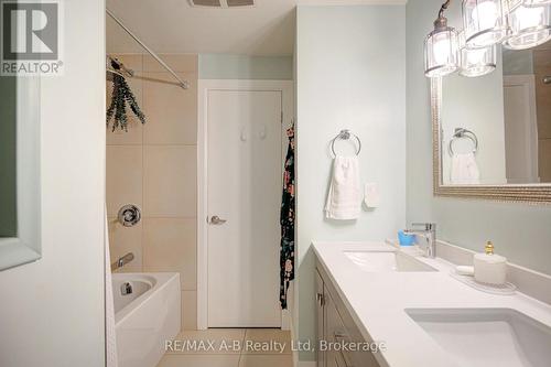 19 Linton Place, Kitchener, ON 