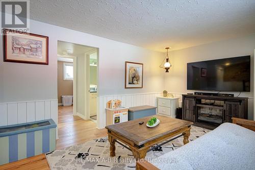 19 Linton Place, Kitchener, ON 