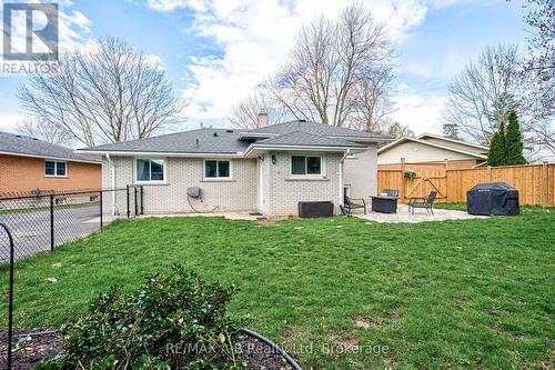 19 Linton Place, Kitchener, ON 