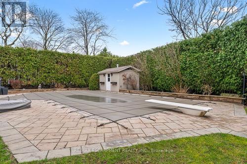 996 Cresthampton Lane, Mississauga, ON - Outdoor