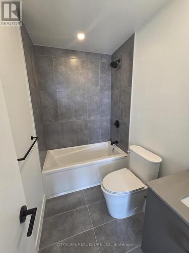C709 - 4878 Powers Common, Burlington, ON - Indoor Photo Showing Bathroom