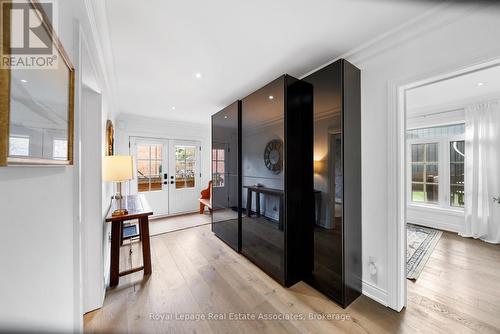 36 Mississauga Road N, Mississauga, ON - Indoor Photo Showing Other Room