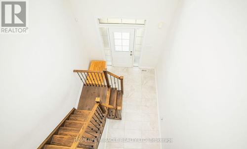 978 Barton Way, Innisfil, ON - Indoor Photo Showing Other Room