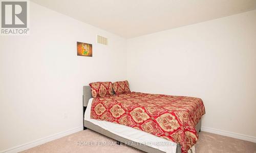 978 Barton Way, Innisfil, ON - Indoor Photo Showing Bedroom