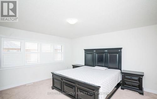 978 Barton Way, Innisfil, ON - Indoor Photo Showing Bedroom