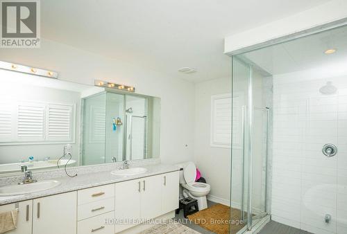 978 Barton Way, Innisfil, ON - Indoor Photo Showing Bathroom
