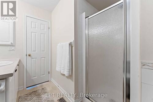 49 Pennard Way, Ottawa, ON - Indoor Photo Showing Bathroom