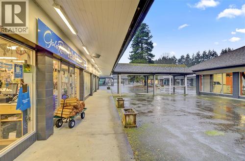 375 Nimpkish Dr, Gold River, BC 