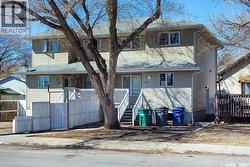 211 N AVENUE N  Saskatoon, SK S7L 2T2