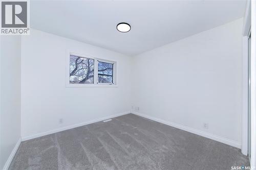 211 N Avenue N, Saskatoon, SK - Indoor Photo Showing Other Room