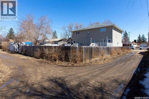 211 N Avenue N, Saskatoon, SK - Outdoor