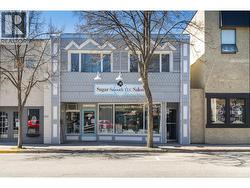 261 Alexander Street Salmon Arm, BC V1E 4N3