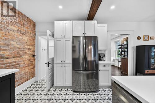 282 Park Street, Kitchener, ON - Indoor