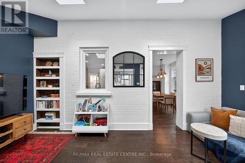 282 Park Street, Kitchener, ON - Indoor