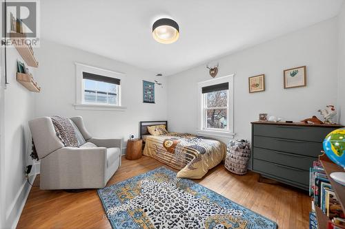 282 Park Street, Kitchener, ON - Indoor Photo Showing Bedroom